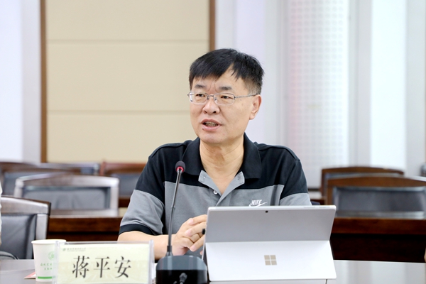 新疆农业大学校长蒋平安讲话_副本.jpg